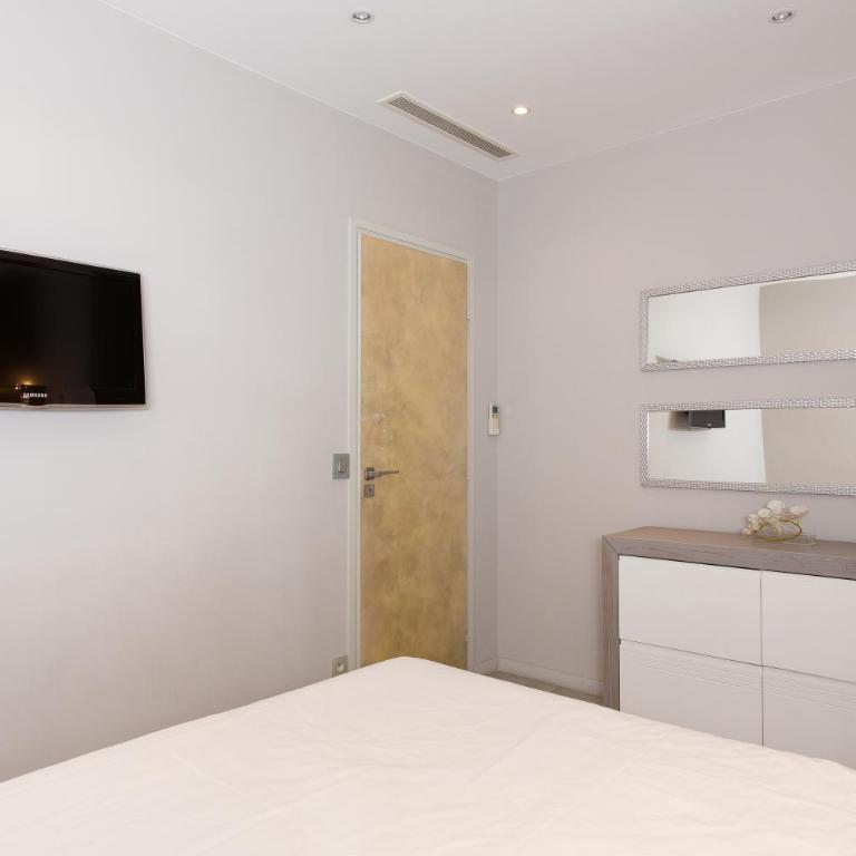 Cannes Vieux Port - Apartamento con vistas al mar - 22