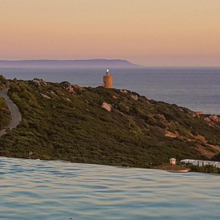 Villa Alkaram de lujo con vistas panorámicas al mar - Deluxe Villa - 40