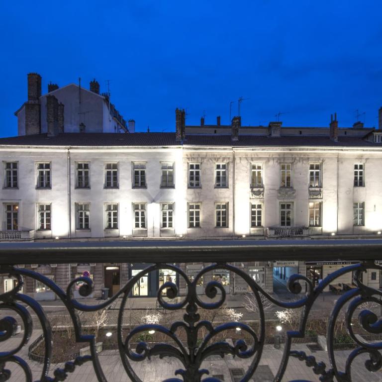 MiHotel Gailleton - Suite Exécutive « Copper » - 17