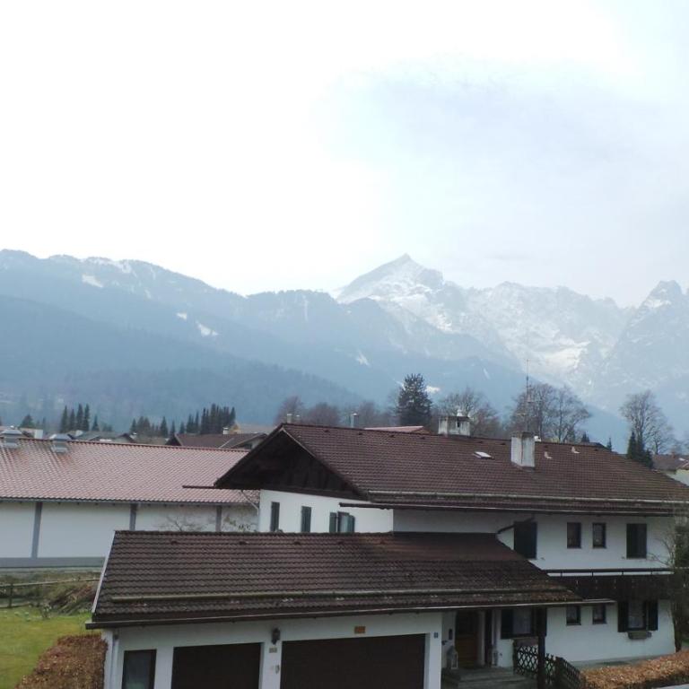 Yeti Lux - Family Garden Lodge - Familien-Lodge Garden - 25