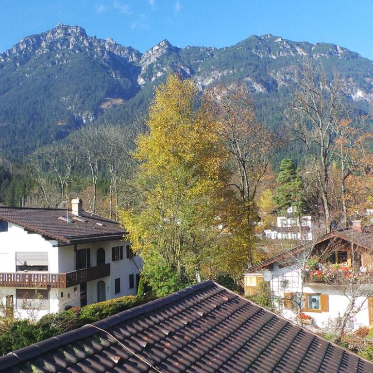 Yeti Lux - Family Garden Lodge - Familien-Lodge Garden - 12