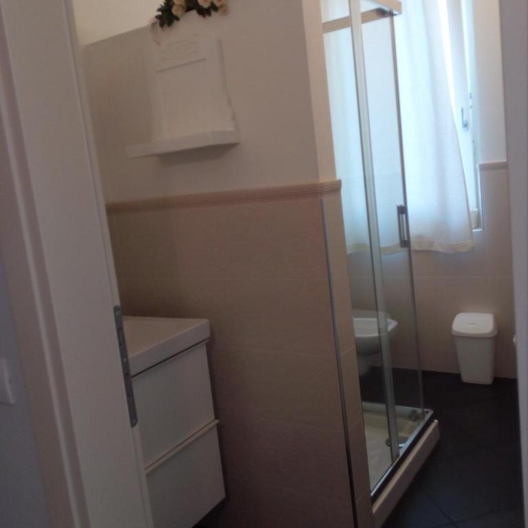 B&B Rosalu - Adults Only - Ampia Camera Matrimoniale - 4