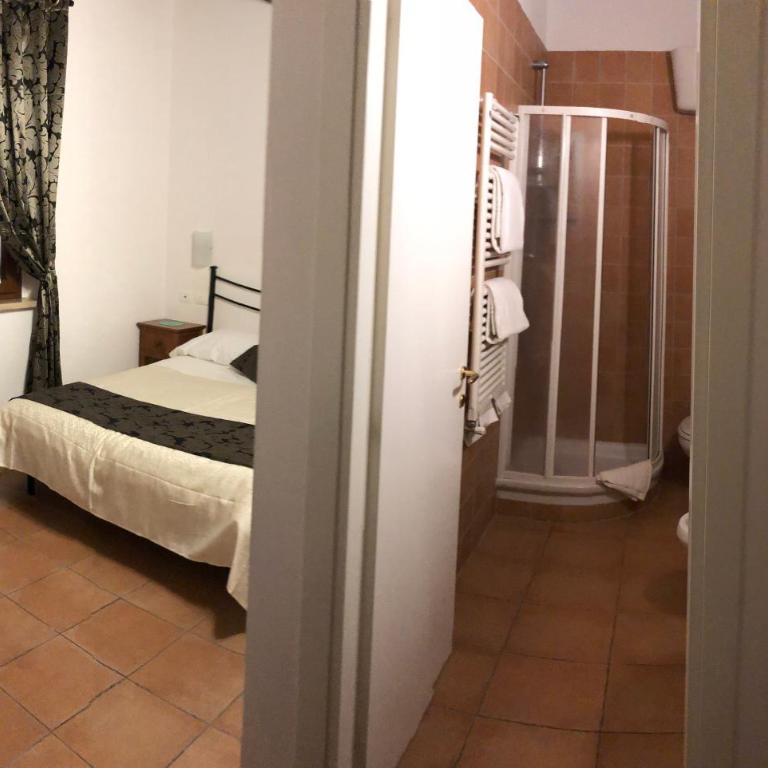 Villa Tuscany Siena - Camera Matrimoniale/Doppia con Letti Singoli - 1