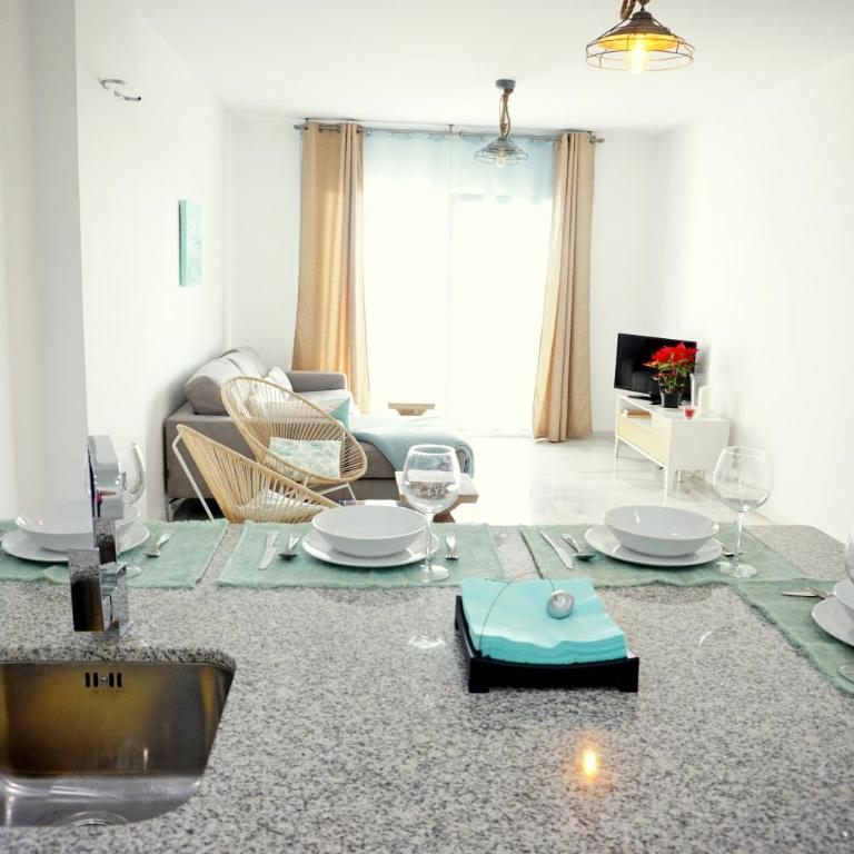 Frontline Beach ground floor with privet garden, Mi Capricho 16 - Apartamento de 2 dormitorios - 7