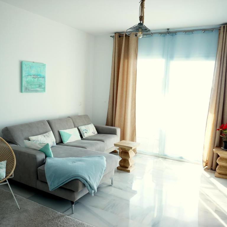 Frontline Beach ground floor with privet garden, Mi Capricho 16 - Apartamento de 2 dormitorios - 20