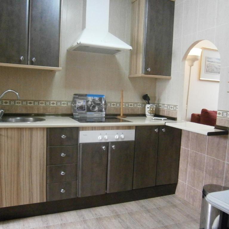 Apartamento Entre el Falla y la Caleta - Apartamento de 2 dormitorios - 44