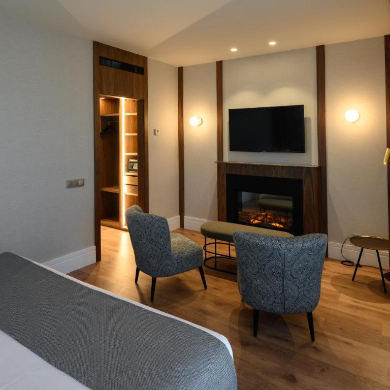 Catalonia Barcelona Plaza - Suite con terraza - 4