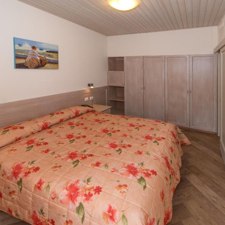 Il Villaggio Di Giuele - Bungalow con 2 Camere da Letto - 8