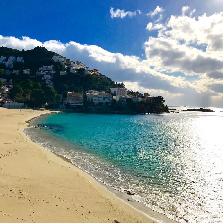 CASTELL BLAU - Apartamento de 1 dormitorio con vistas al mar - 17