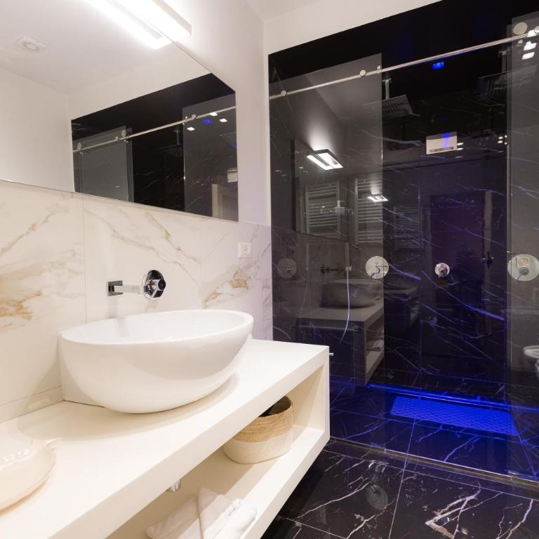 Tritone 125 Suite - Junior Suite con Balcone - 11