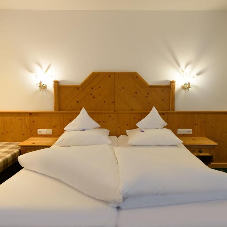 Hotel Dorfer - Comfort Doppelzimmer mit Schlafsofa - 3