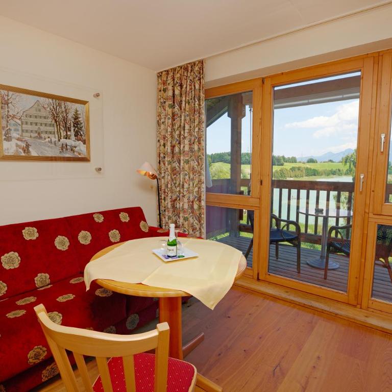 Appartement-Hotel Seespitz - Apartment mit 1 Schlafzimmer und Seeblick - Ostseite - 2