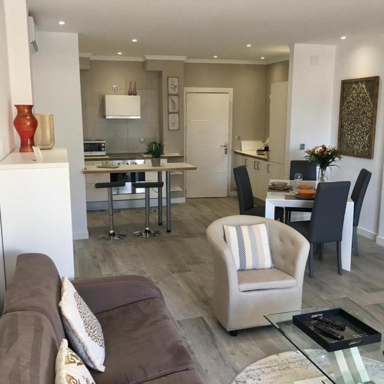 Banus Rentals Apartments Beach&Pool - Apartment with Sea View - 6