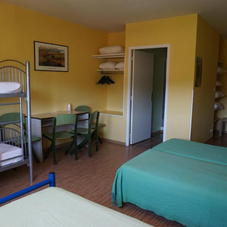 Gîte des Grands Causses - Chambre Familiale avec Salle de Bains Privative - 4