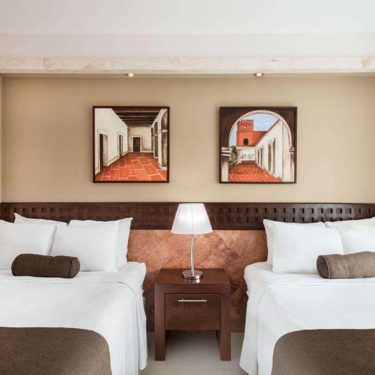 Wyndham Merida - Standard Double Room - 2