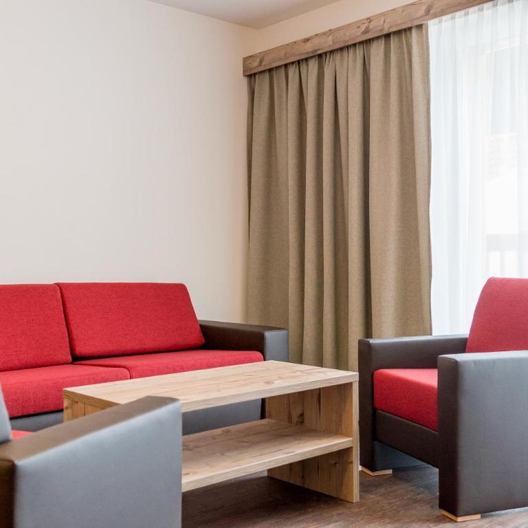 A Casa Saphir Appartement-Hotel - Appartamento con 3 Camere da Letto e Balcone Top 10 - 10