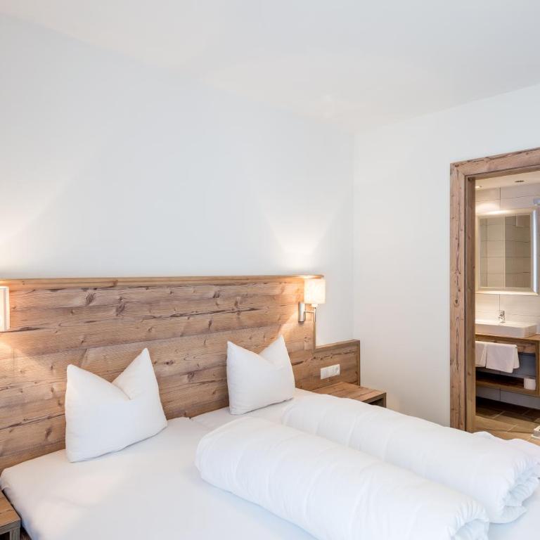 A Casa Saphir Appartement-Hotel - Appartamento con 3 Camere da Letto e Balcone Top 10 - 3