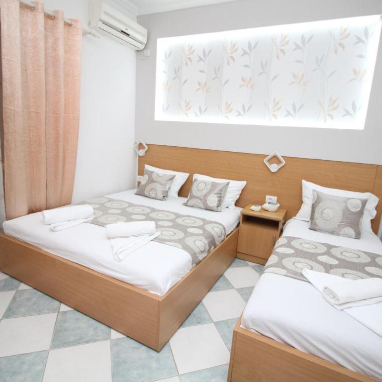 Apartments Cota Guesthouse - Triple Room - 2