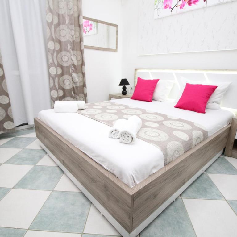 Apartments Cota Guesthouse - Two-Bedroom Apartment - 10