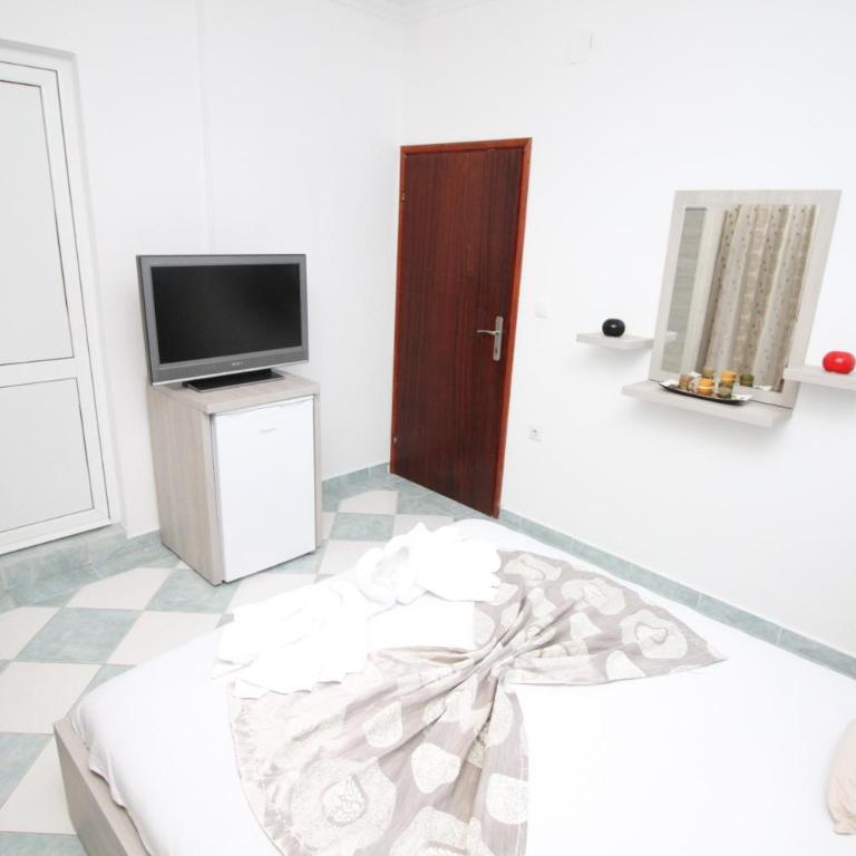 Apartments Cota Guesthouse - Deluxe Double Room - 3