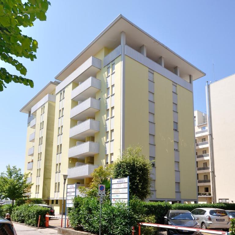 Condominio Aurora - Appartamento con 2 Camere da Letto - 1