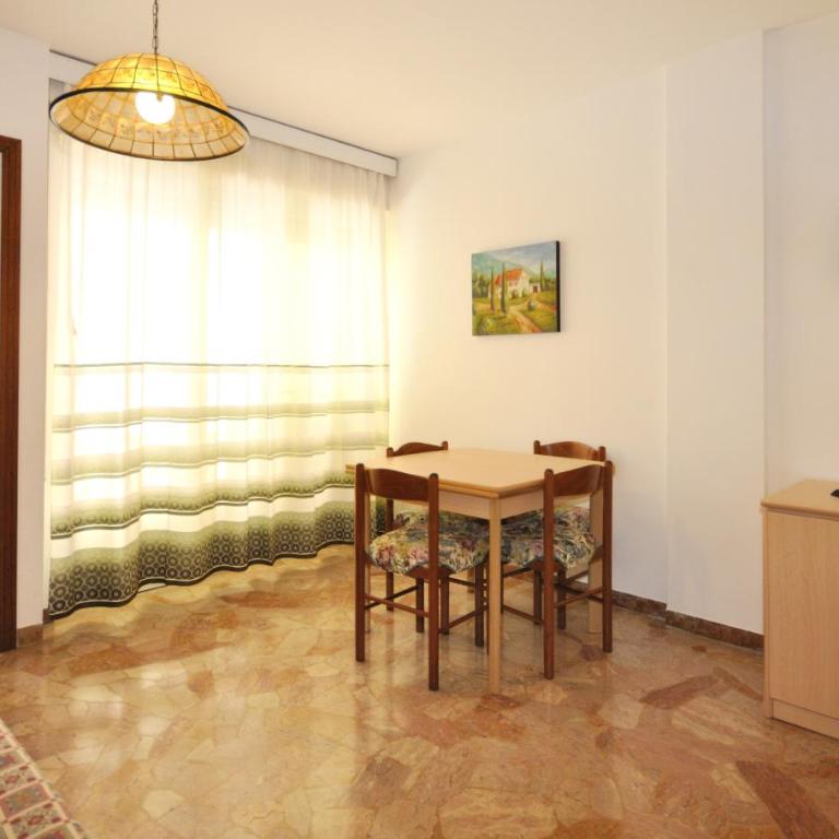 Condominio Aurora - Appartamento con 2 Camere da Letto - 8
