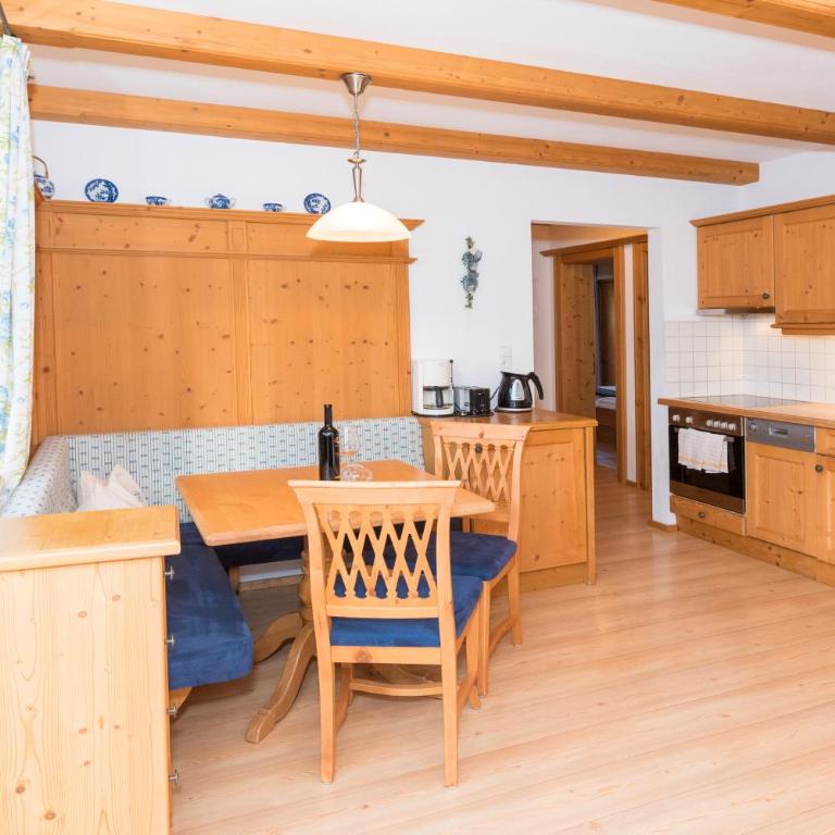 Das GÄSTEHAUS SCHNEIDER am Dorfplatz - Apartment - 4