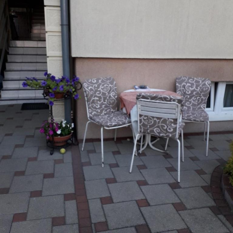Vila San - Dvokrevetna Soba sa Bračnim Krevetom i Sopstvenim Kupatilom - 4