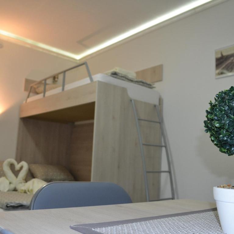 Smestaj Pandora Sobe sa kupatilom - Trokrevetna Soba sa Kupatilom - 16