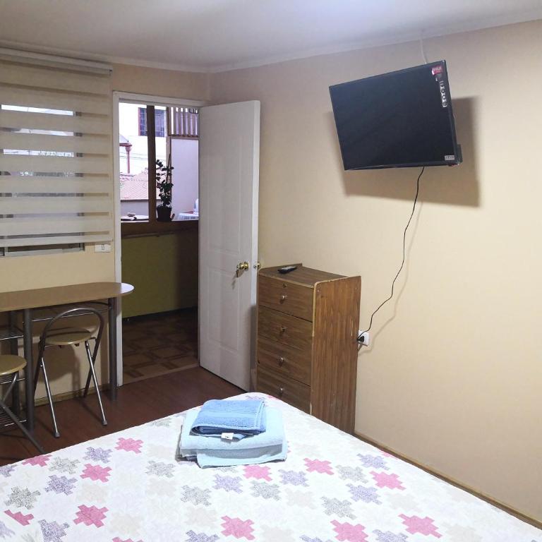 Hostal Luna del Mar 840-B - Habitación Doble con baño privado externo - 4
