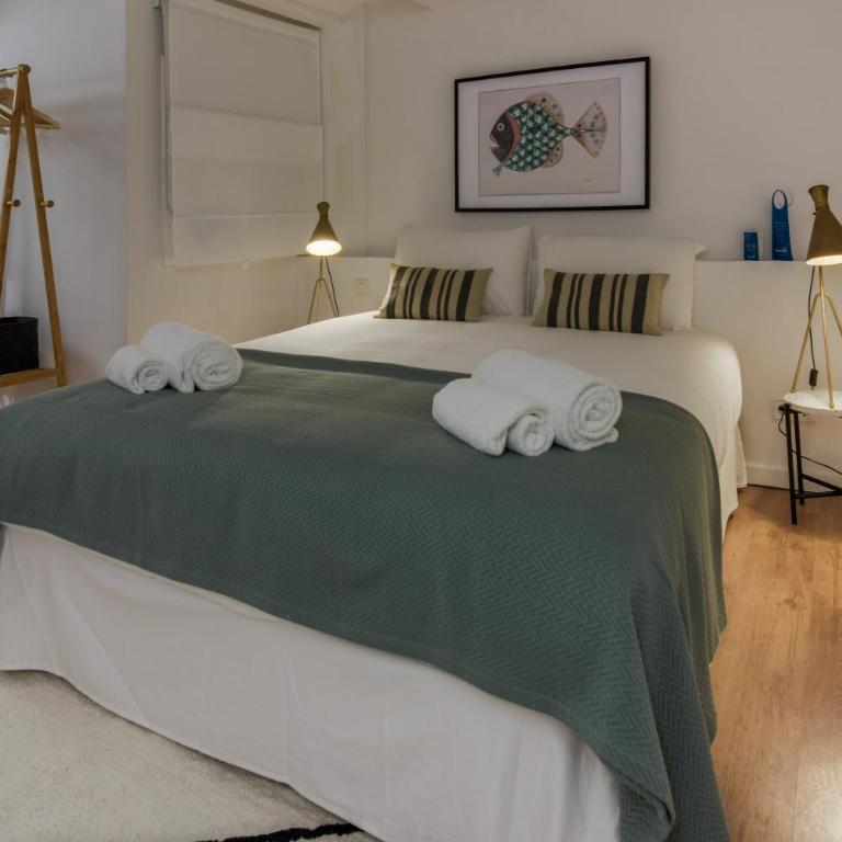 Sweett - The Gothic - Three-Bedroom Apartment - 5