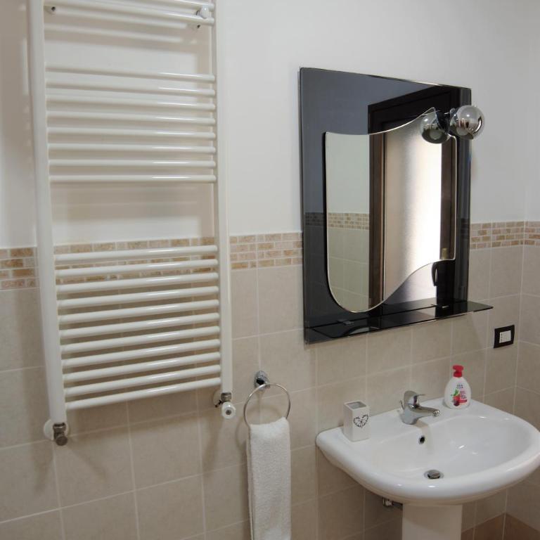 Cortile Fichi d'india - Two-Bedroom House - 20