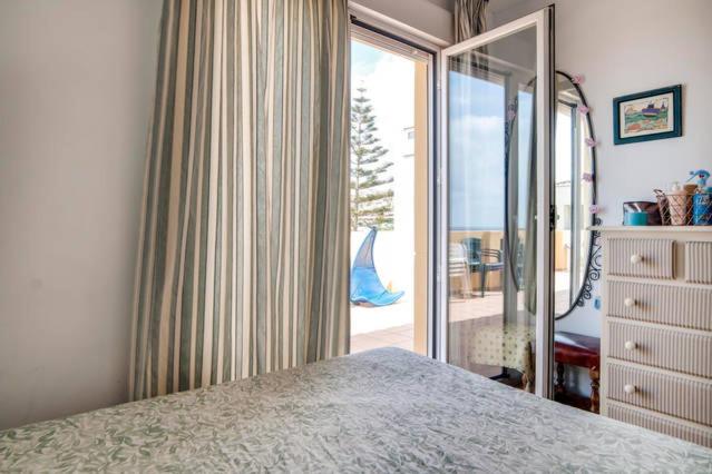 Spectacular penthouse in front of the sea, 200 m2 terrace - Arruzafa Playa - Apartamento de 3 dormitorios - 23
