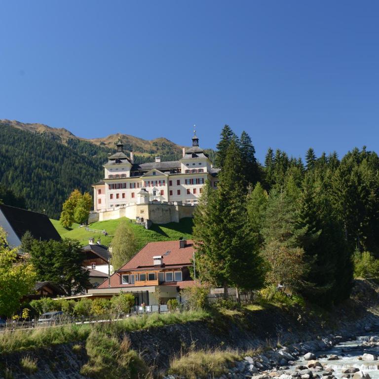 Naturhotel Haller - Economy Triple Room with Balcony - 1