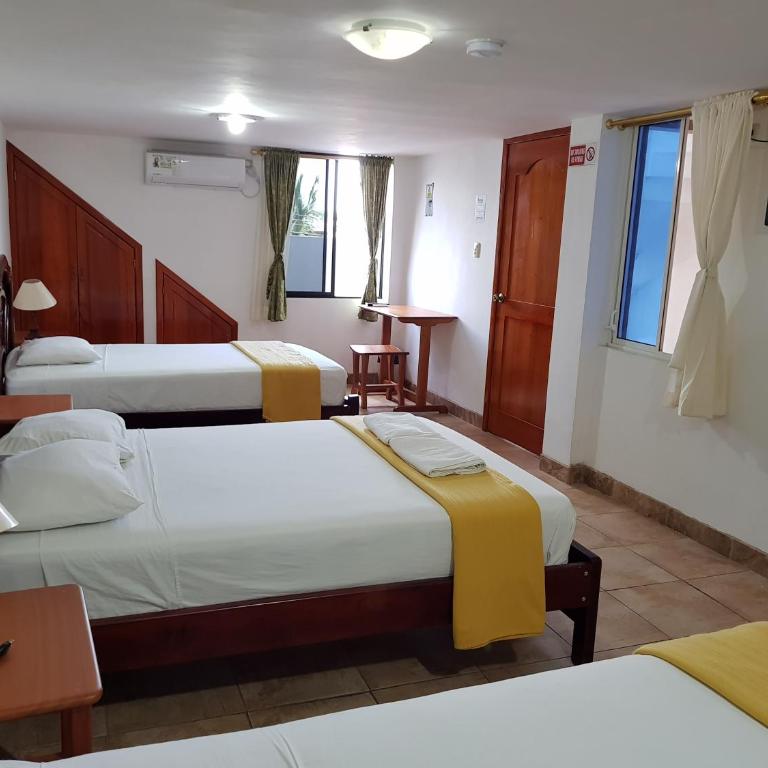 Gloria - Galápagos Inn - Habitación Triple - 1