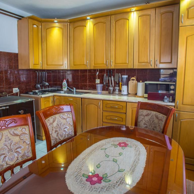 Apartmani Mila - Apartment - Ground Floor - 10