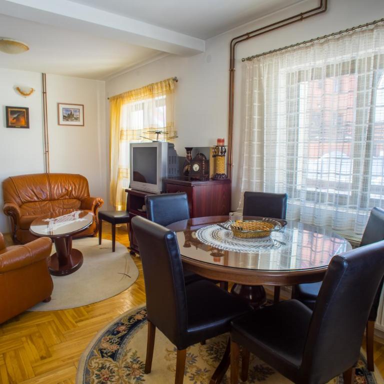 Apartmani Mila - Apartment - 36