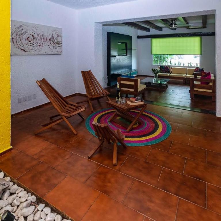 Grandiosa casa céntrica a minutos de la playa - Vacation Home - 7