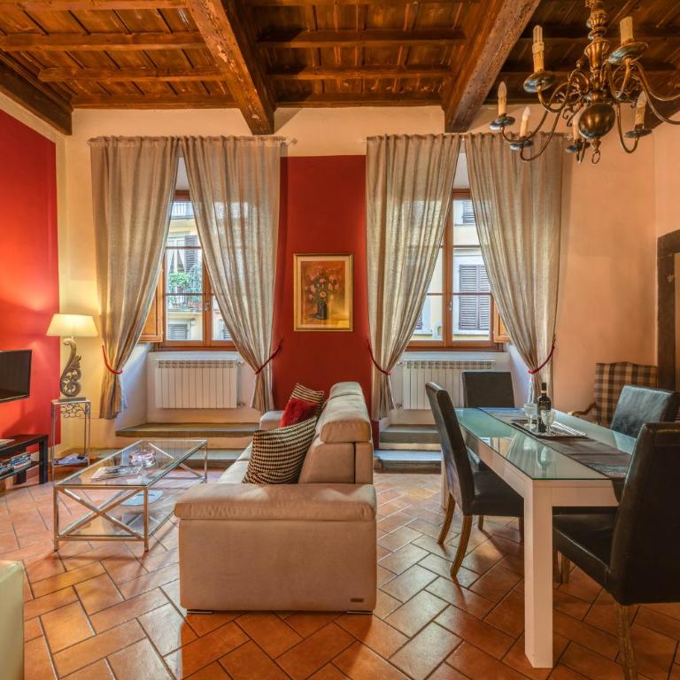 Dante States Apartments - One-Bedroom Apartment - 16