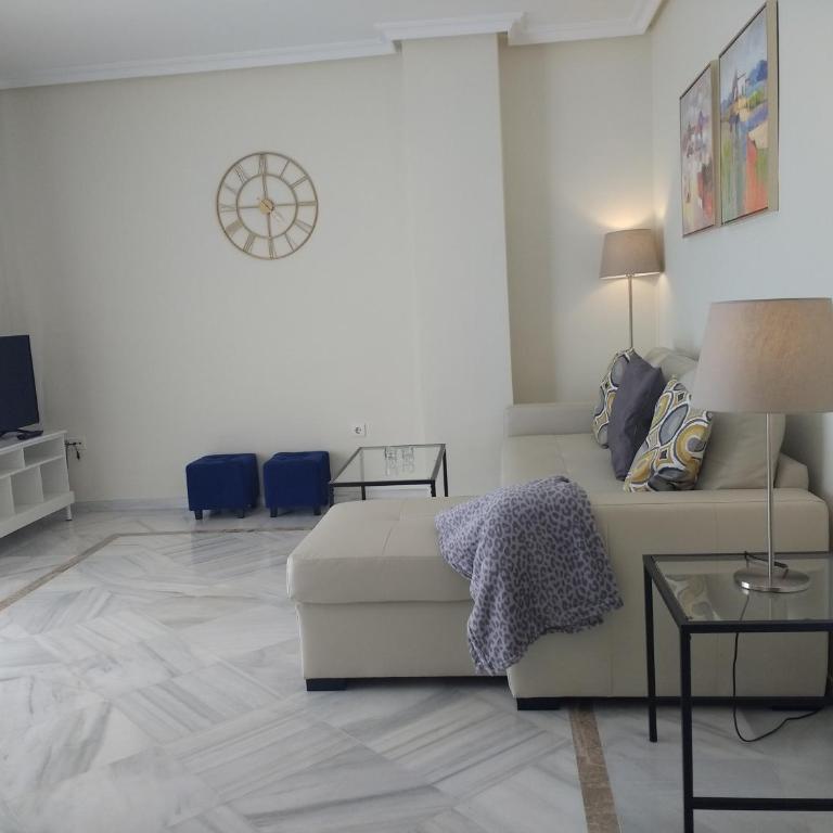 LORCRIMAR 2, PUERTO BANUS - Two-Bedroom Apartment - 4