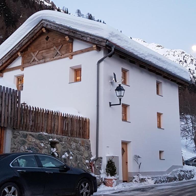 Haus Edelweiss Alpine Chalet near Samnaun - Ferienhaus - 4
