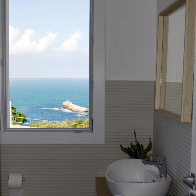 Zabbàra B&B - Camera Deluxe Matrimoniale con Vista Mare - 6