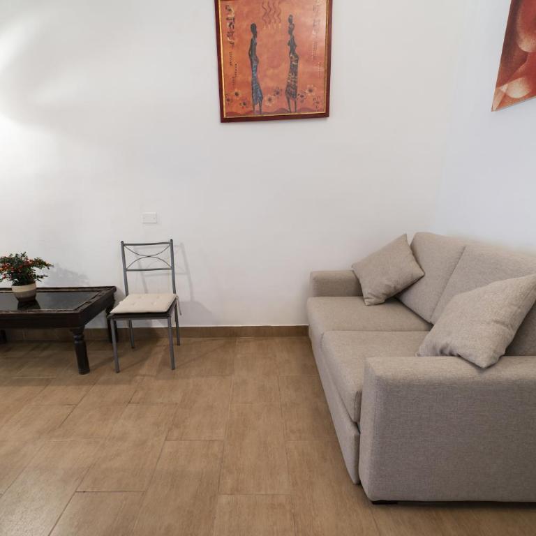 Residence Garibaldi - One-Bedroom Apartment (2 Adults) - Annex - 8