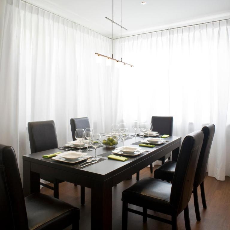 Ferienwohnung Am Kurpark -Wohnung 2,90qm- - Apartment - 4