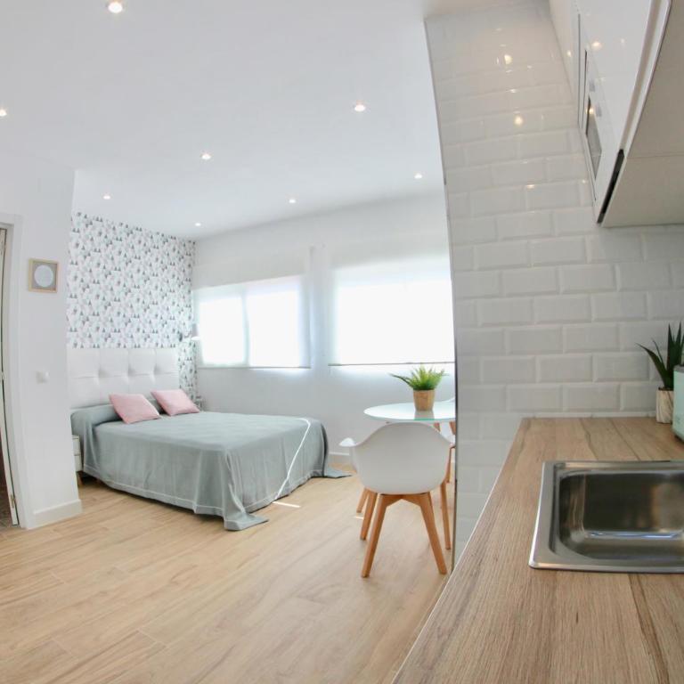 New Central Studio Torremolinos - Apartamento Estudio - 5