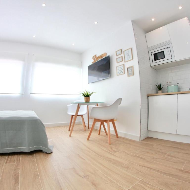 New Central Studio Torremolinos - Apartamento Estudio - 18
