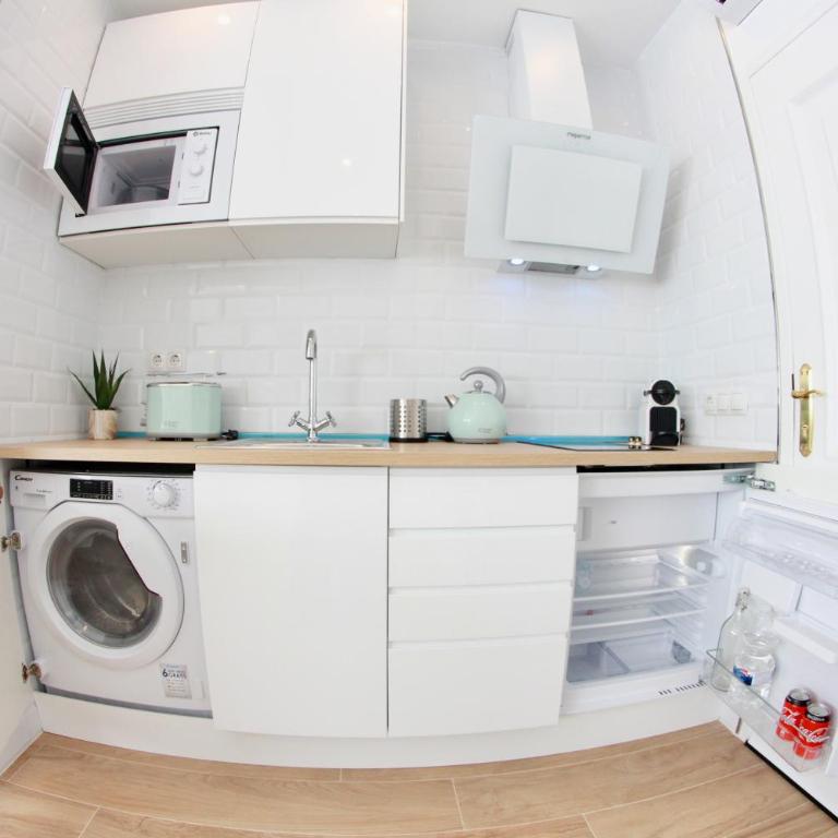 New Central Studio Torremolinos - Apartamento Estudio - 38