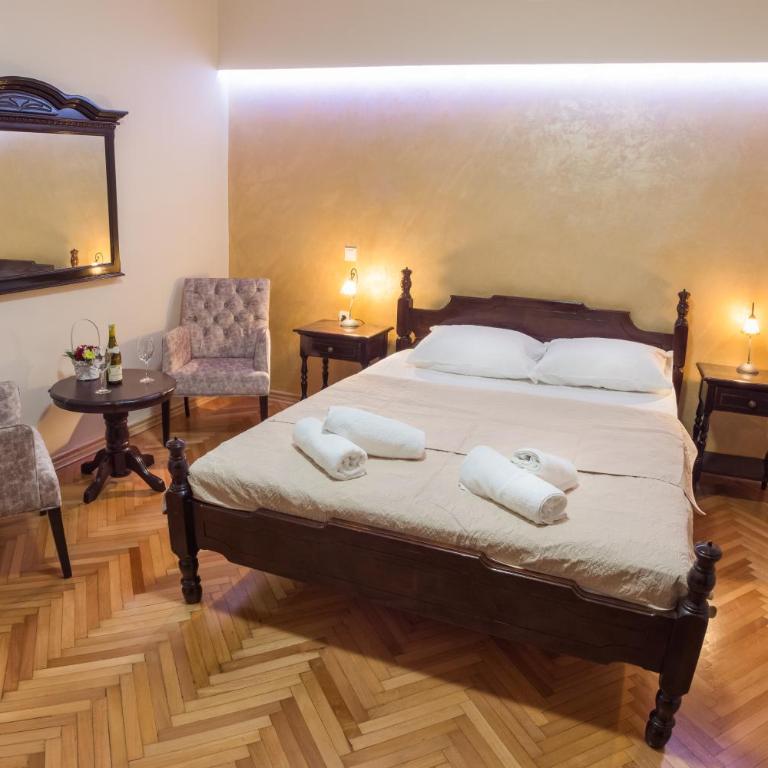 Apartments Vila Marija - Deluxe Double Room with Sea View - 11