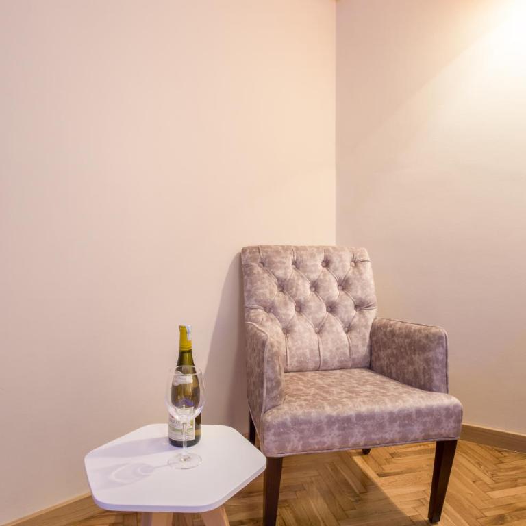Apartments Vila Marija - Deluxe Double Room with Side Sea View - 20