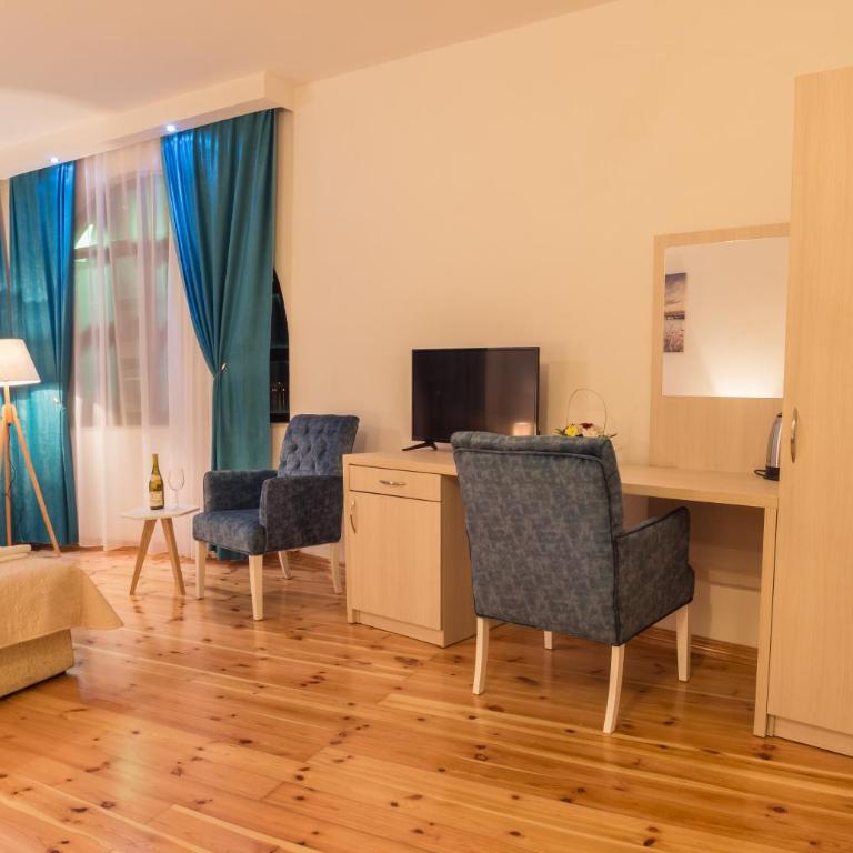 Apartments Vila Marija - Deluxe Double Room with Sea View - 7